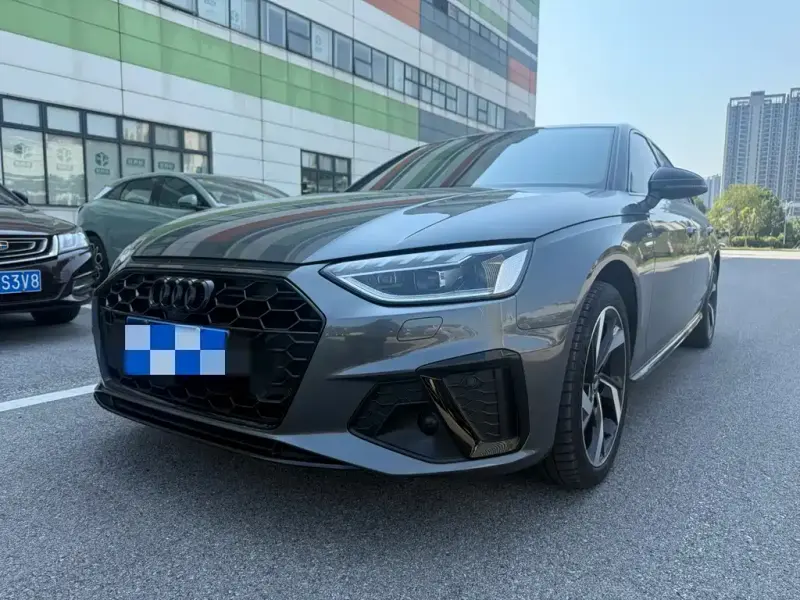 Audi A4L, 2023