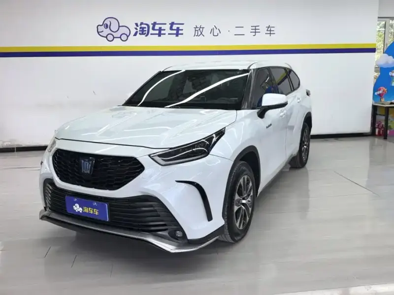 Toyota Crown Kluger, 2022