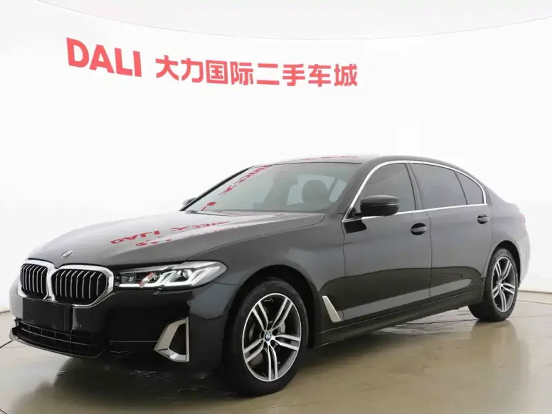 BMW 5 Series, 2022