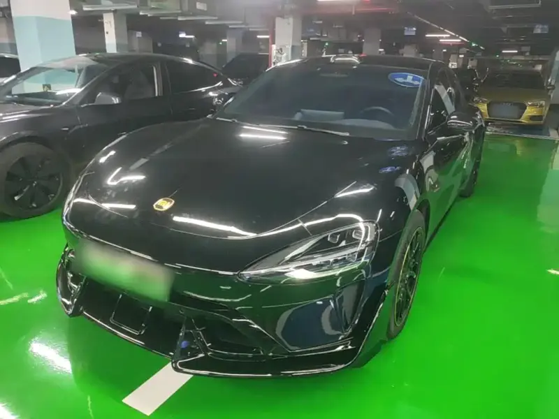 Xiaomi SU7, 2025