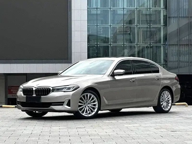 BMW 5 Series, 2022