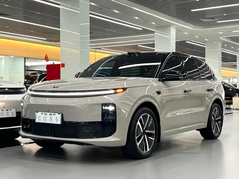 Li Auto Li L6, 2025