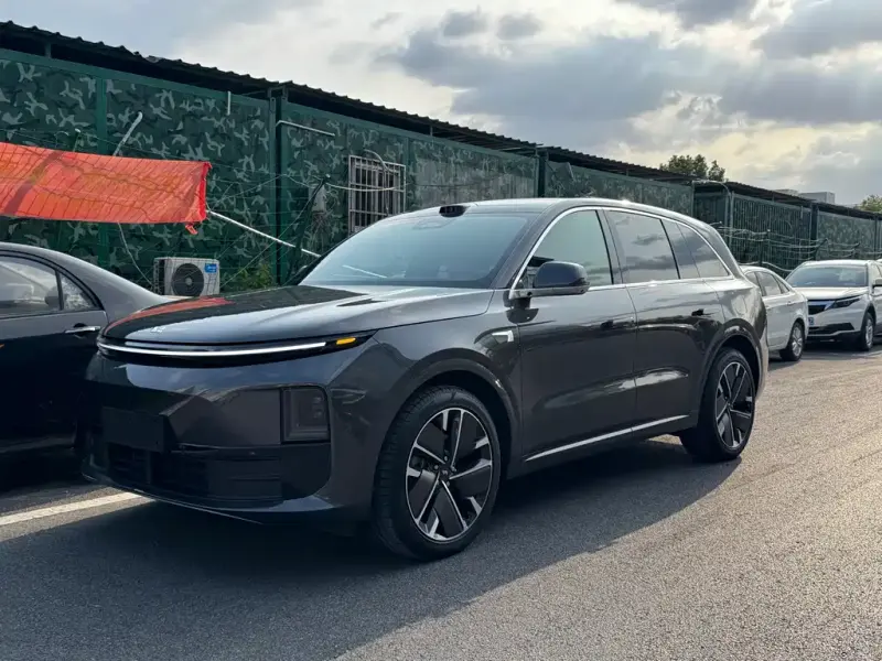 Li Auto Li L6, 2025