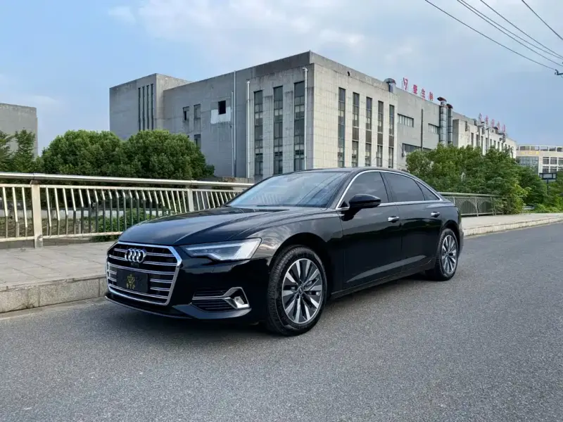 Audi A6L, 2022