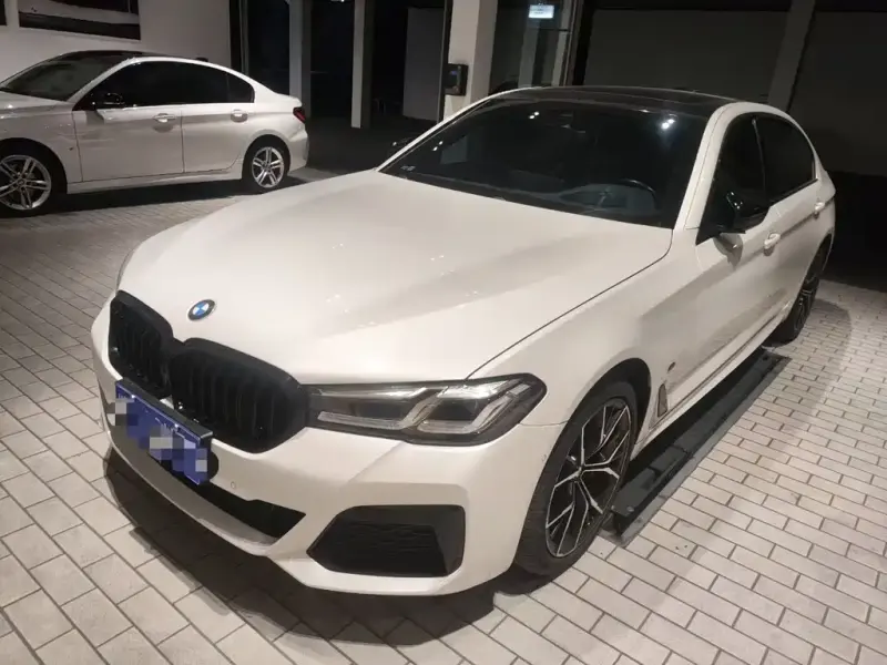BMW 5 Series, 2021