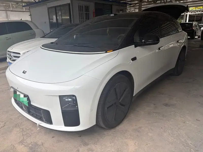 Li Auto Li i6, 2025