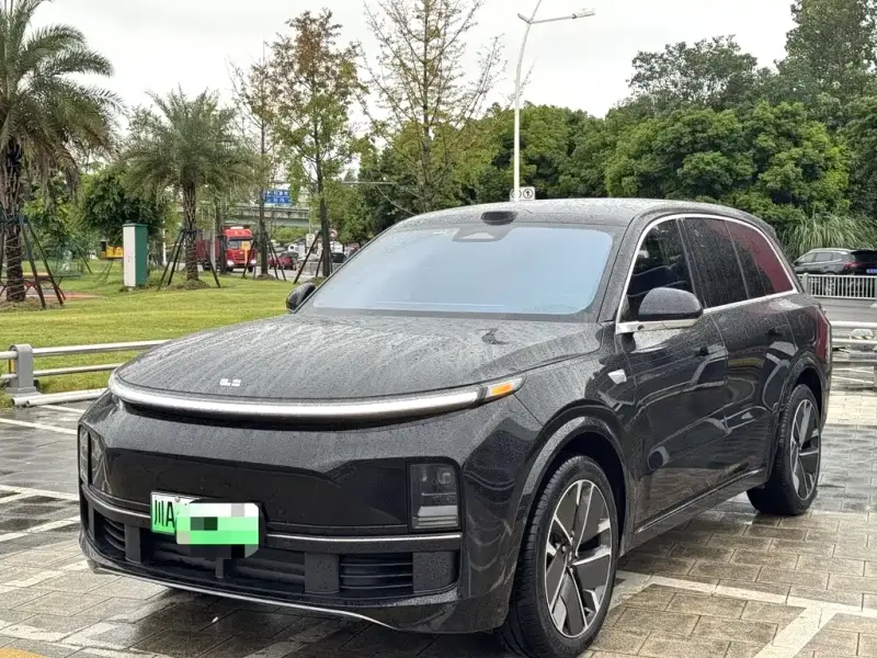 Li Auto Li L8 Li Auto L8 2025 Max Smart Refresh Edition, 2025 — фото 1