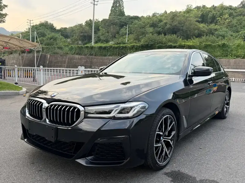 BMW 5 Series, 2022