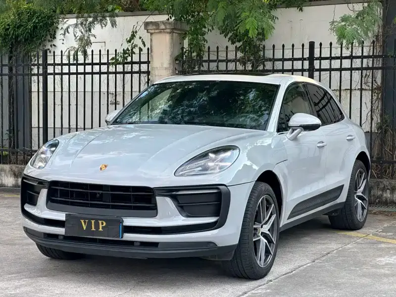 Porsche Macan, 2022