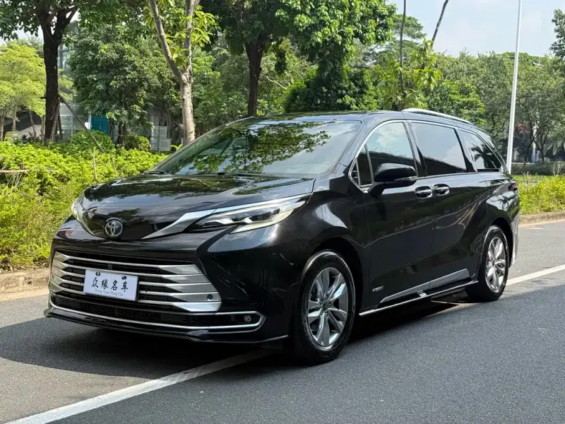 Toyota Sienna, 2022