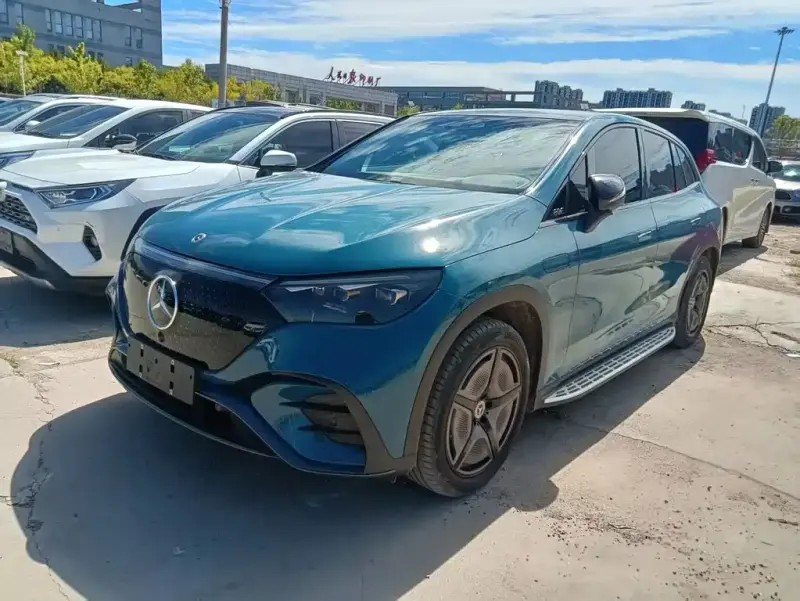 Mercedes-Benz EQE SUV, 2025