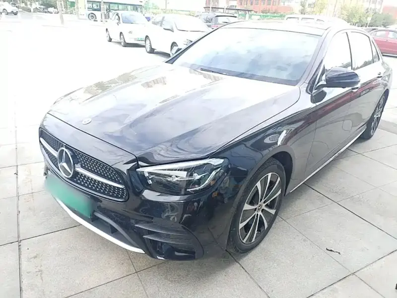 Mercedes-Benz E-Class New Energy Mercedes-Benz E-Class NEV 2023 E 350 e L Plug-in Hybrid Dynamic Power Sport Sedan, 2023 — фото 1