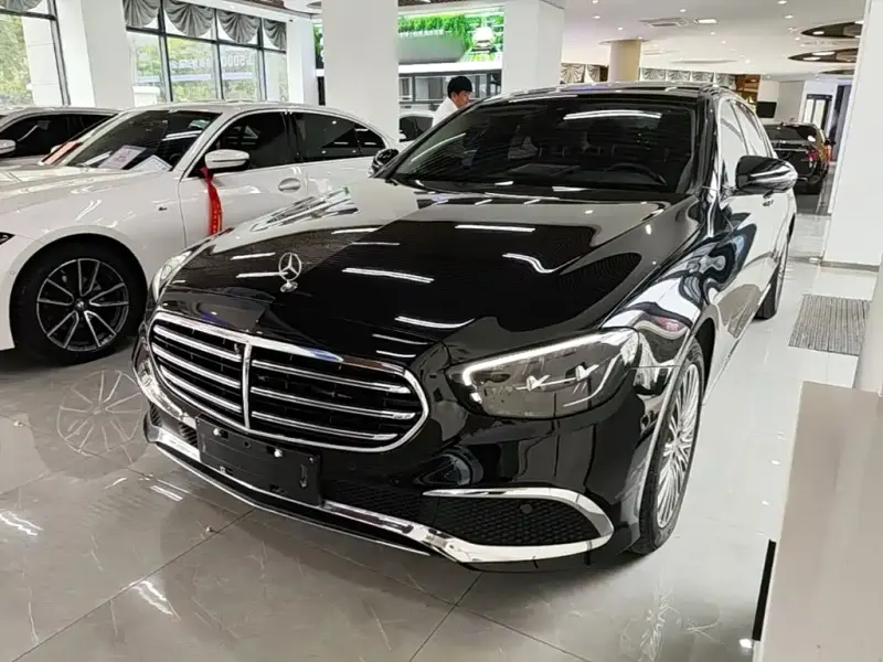 Mercedes-Benz E-Class, 2023
