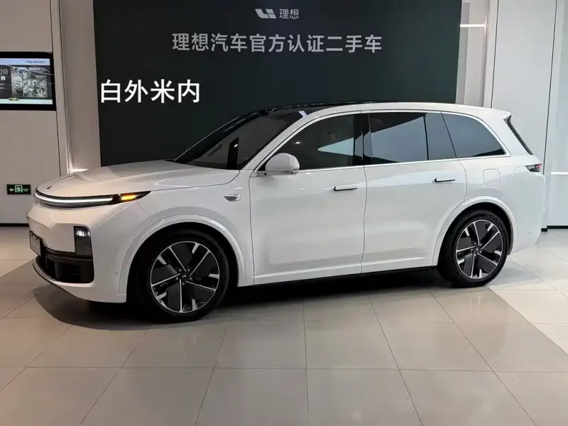 Li Auto Li L8, 2025
