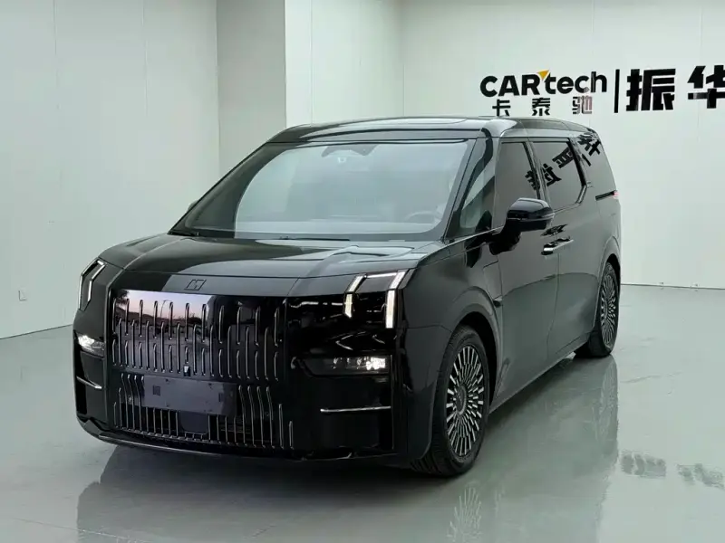 Zeekr 009, 2024