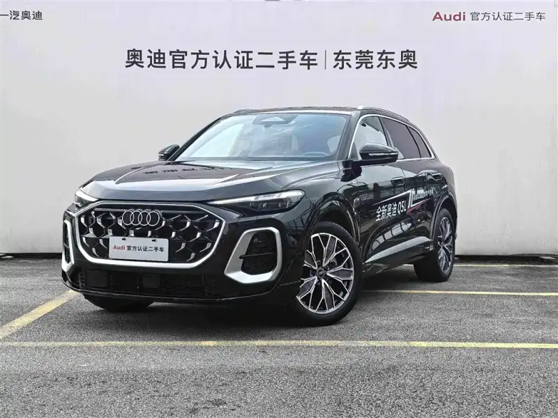 Audi Q5L, 2025