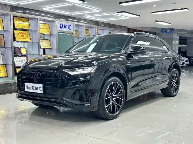 Audi Q8, 2022