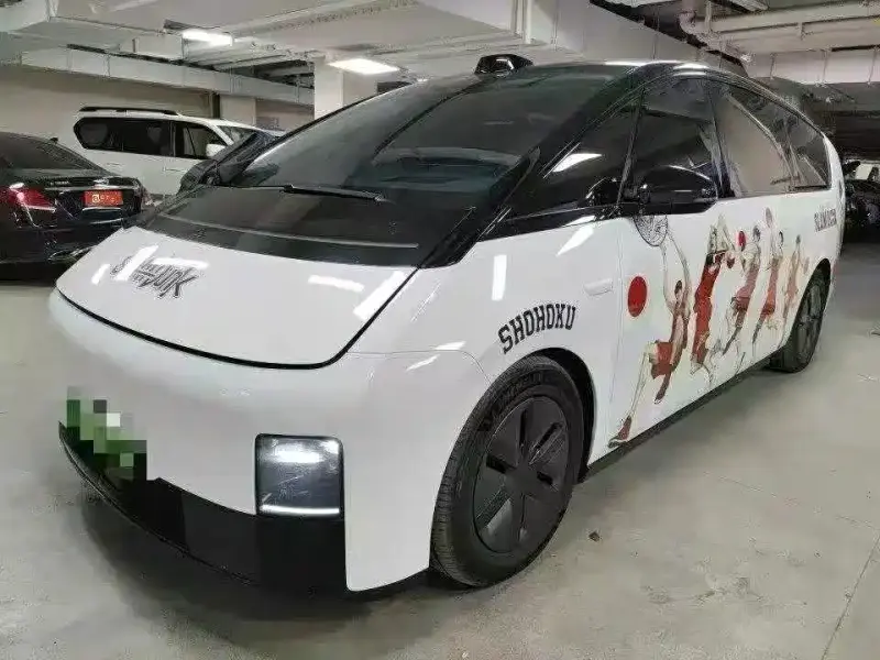 Li Auto Li MEGA, 2024