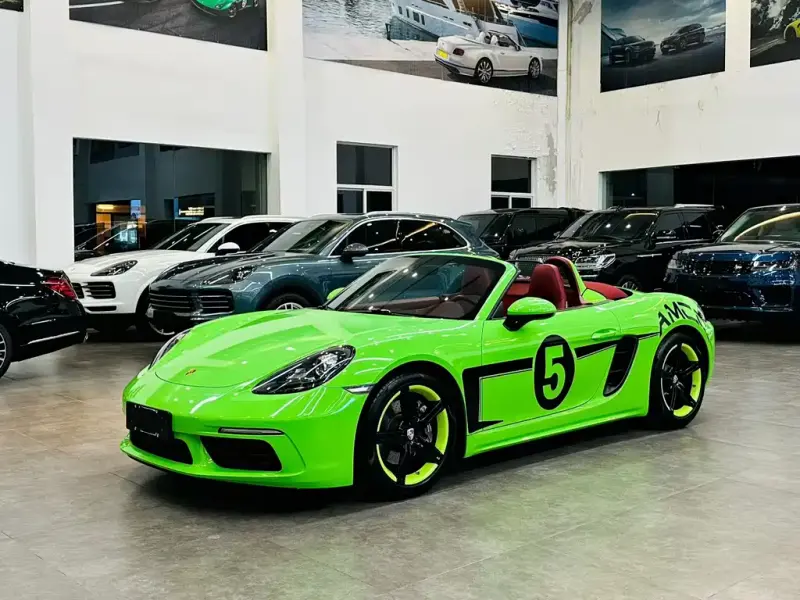 Porsche 718, 2022