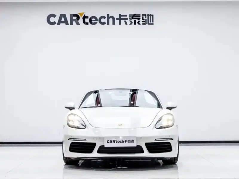 Porsche 718, 2022
