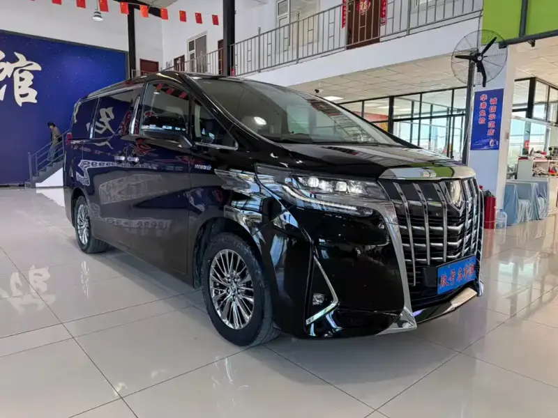 Toyota Alphard, 2019
