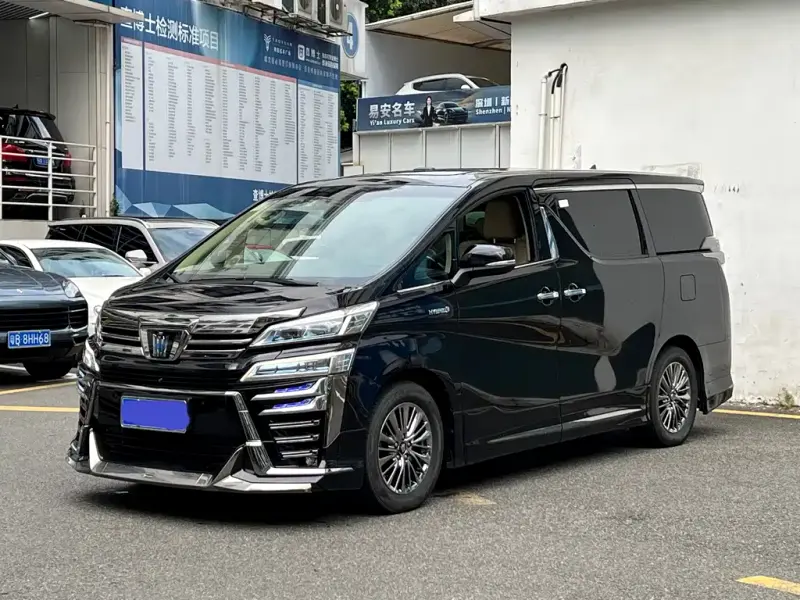 Toyota Vellfire, 2022