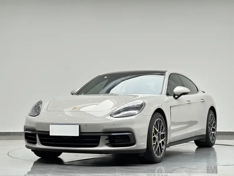 Porsche Panamera, 2019