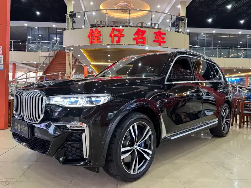 BMW X7 BMW X7 2020 xDrive40i Premium Type M Sport Package, 2021 — фото 1