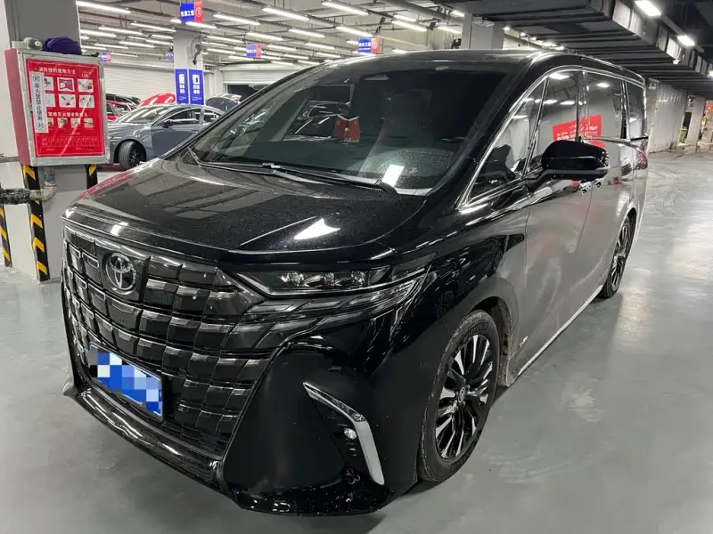 Toyota Alphard, 2023