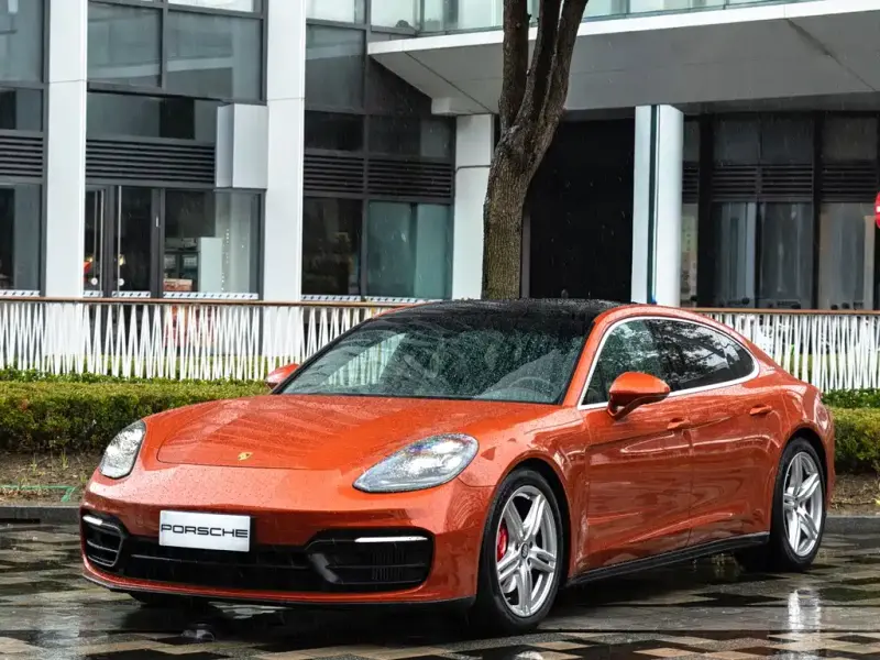 Porsche Panamera, 2023