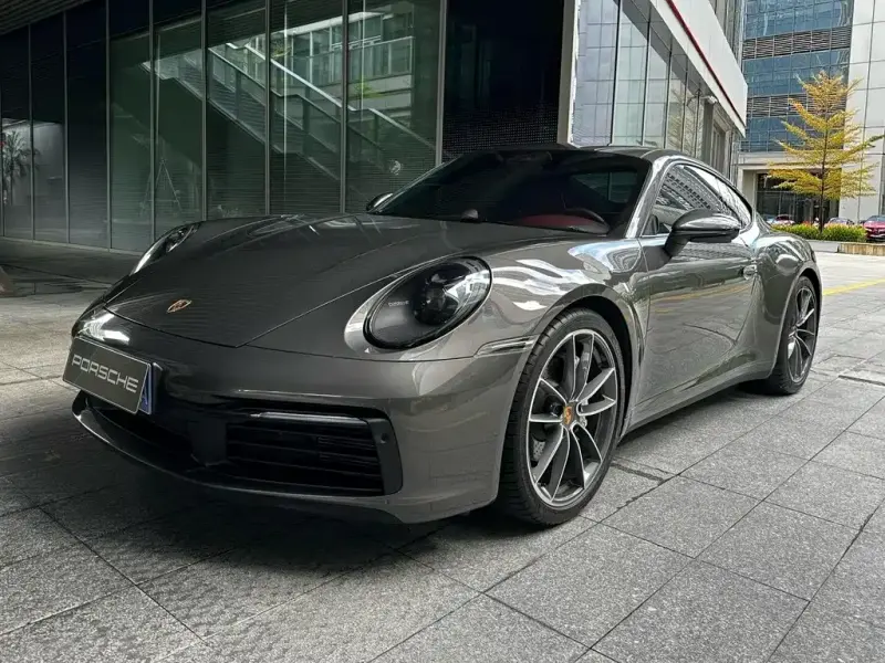 Porsche 911, 2024