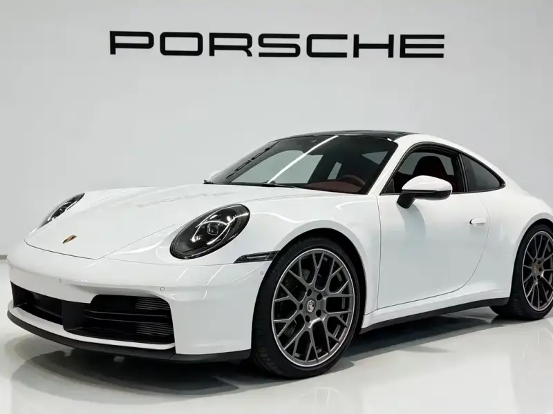Porsche 911, 2025