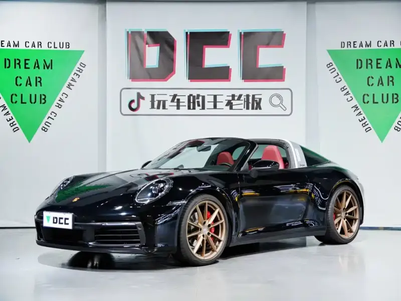 Porsche 911, 2024