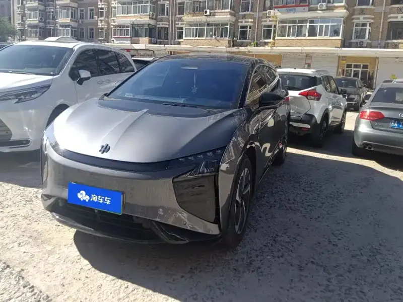 HiPhi X, 2022