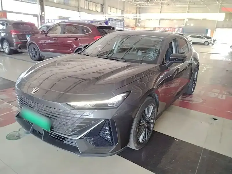 Changan UNI-V iDD, 2023