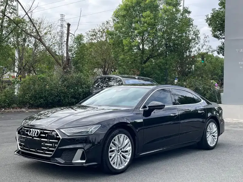 Audi A7L, 2023