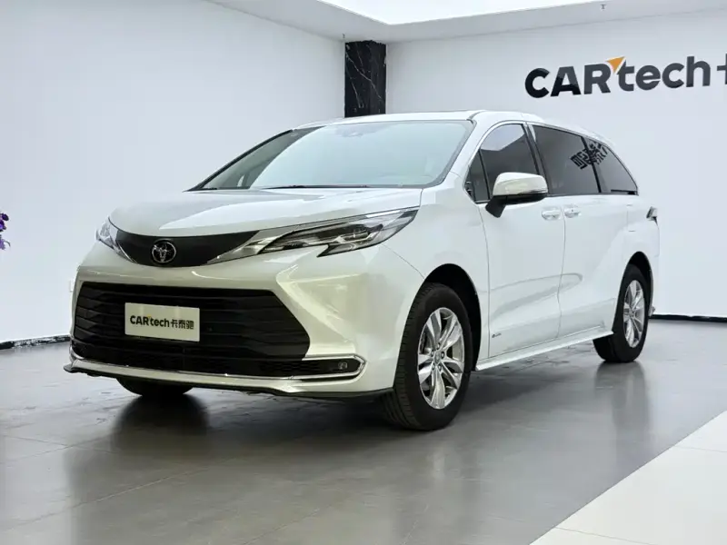Toyota Sienna, 2024