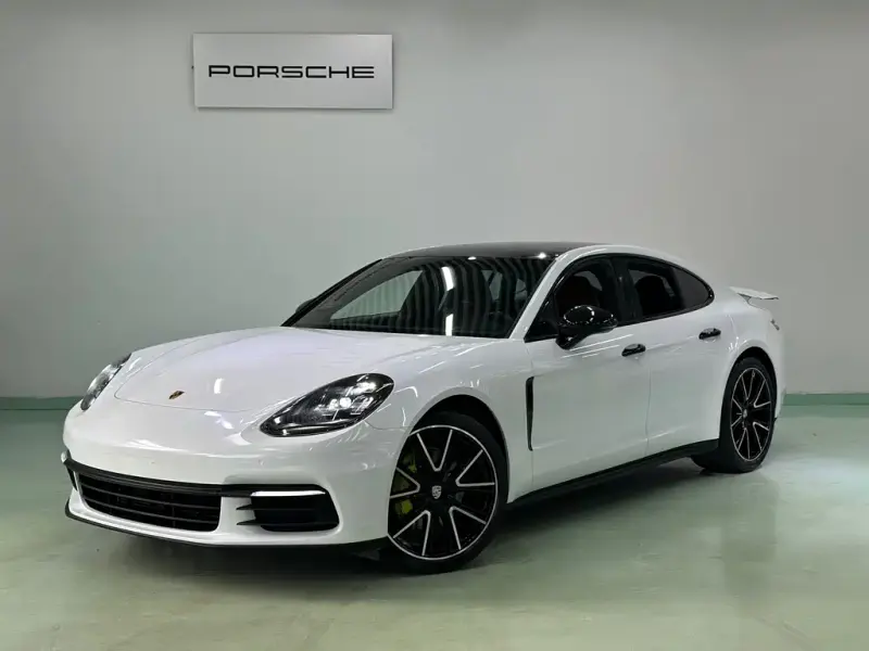 Porsche Panamera, 2018