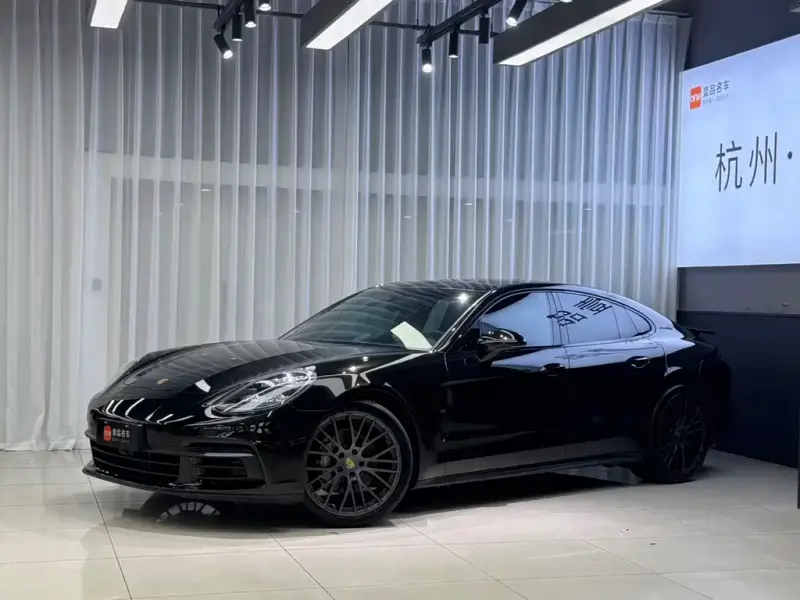 Porsche Panamera, 2020