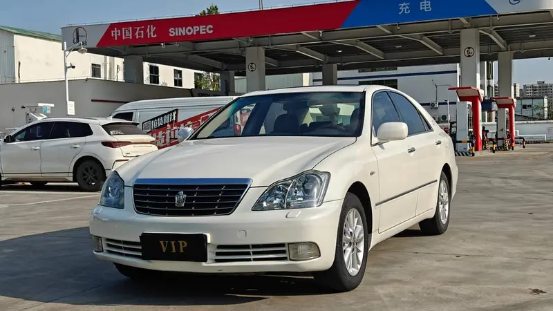 Toyota Crown, 2009