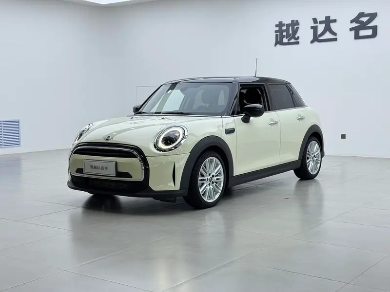 MINI MINI, 2022
