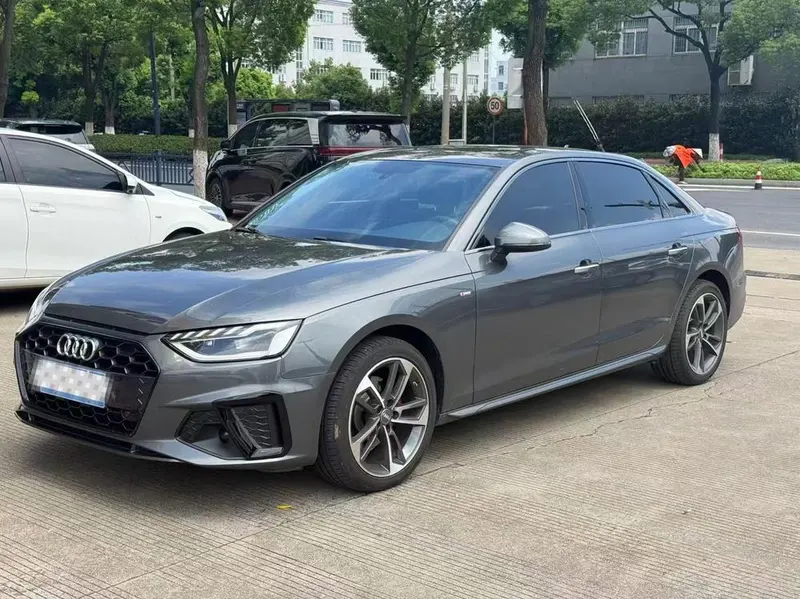 Audi A4L, 2020