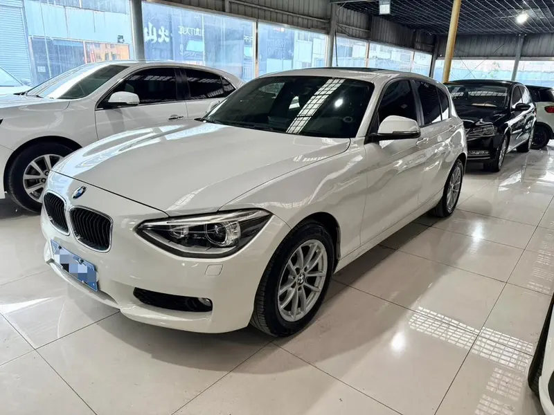 BMW 1-Series (Import), 2013