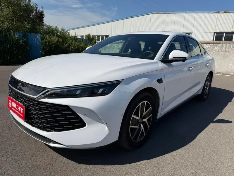 BYD Qin L DM, 2025
