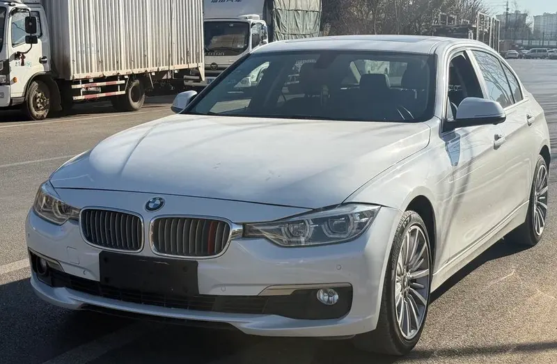 BMW 3-Series, 2019