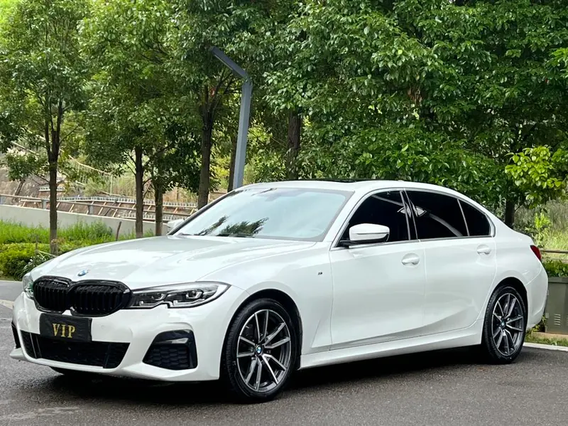 BMW 3-Series, 2021