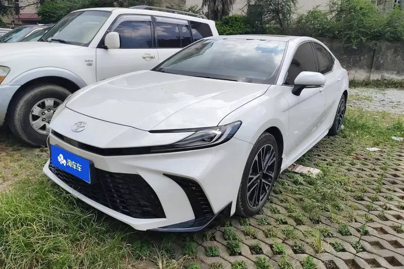 Toyota Camry, 2026