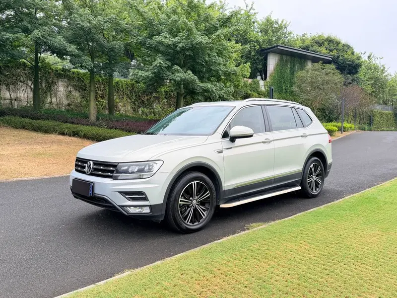 Volkswagen Tiguan L, 2020