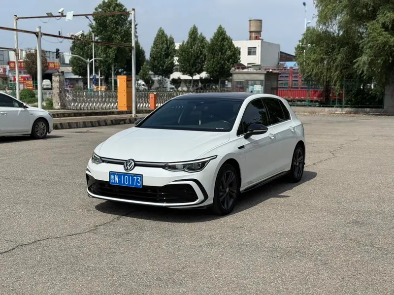 Volkswagen Golf, 2021