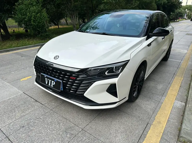 Dongfeng Fengshen Yixuan MAX, 2022